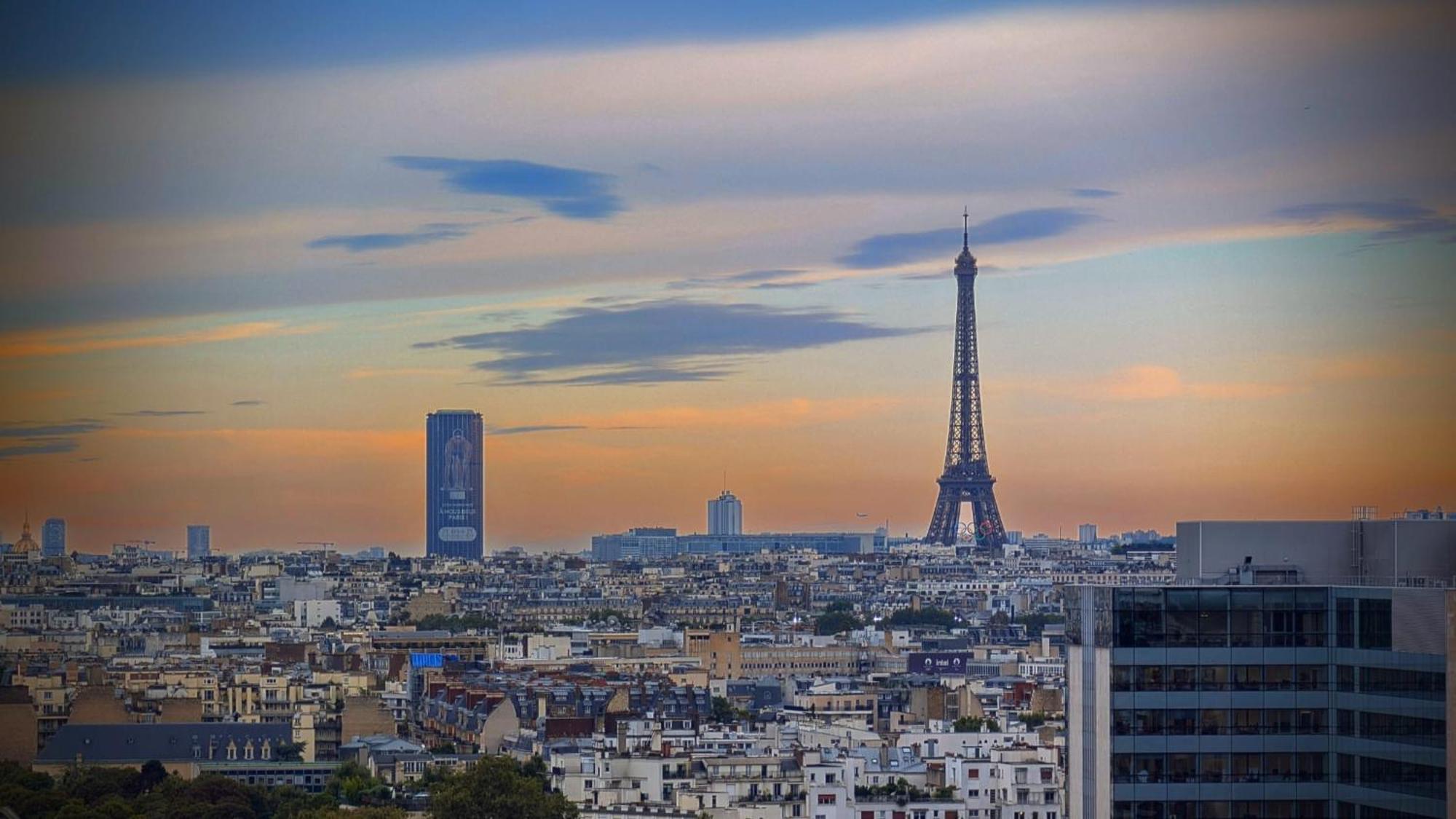 Le Richelieu Apartment กูร์เบอวัวร์ ภายนอก รูปภาพ